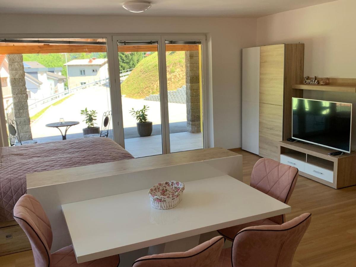 Apartmaji Pr' Nas Laško Εξωτερικό φωτογραφία